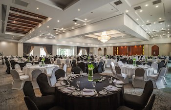 Jolie Ville Hotel & Spa Kings Island Luxor