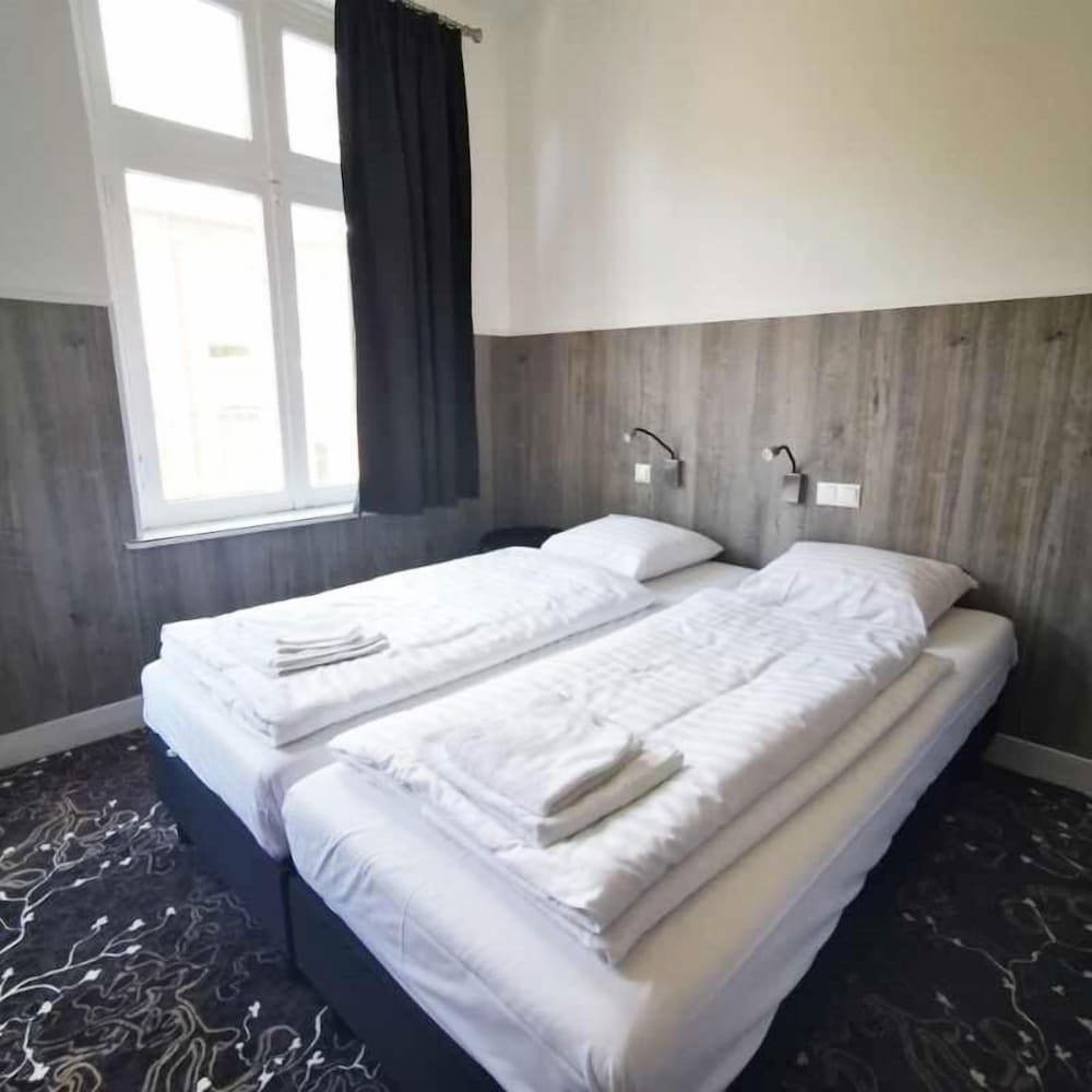Trianon Hotel