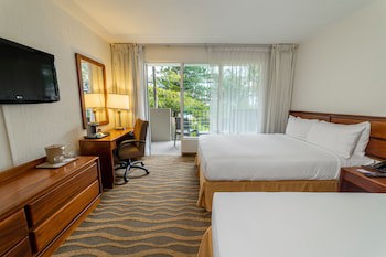 Irazu Hotel & Studios
