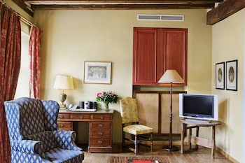 Martin's Relais