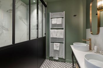 Martin's Relais
