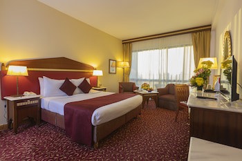 Golden Tulip Flamenco
