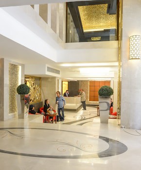 Golden Tulip Flamenco