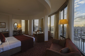 Golden Tulip Flamenco