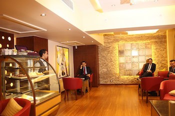 Golden Tulip Flamenco