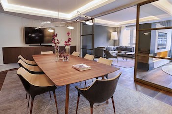 Steigenberger Hotel Hamburg galeri fotoğrafı