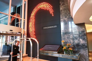 Steigenberger Hotel Hamburg galeri fotoğrafı