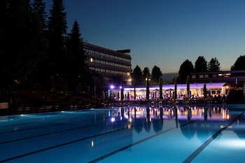 Living Place Hotel