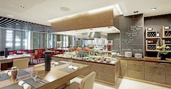Movenpick Hotel Zurich Airport