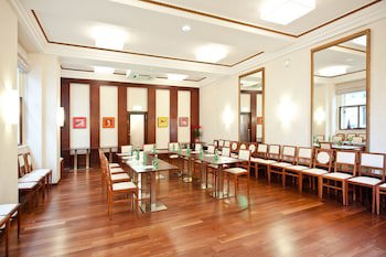 Graben Hotel