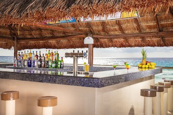 Crown Paradise Club Cancun All Inclusive