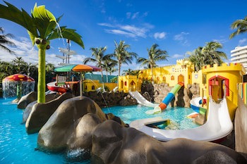 Crown Paradise Club Cancun All Inclusive