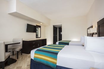 Crown Paradise Club Cancun All Inclusive