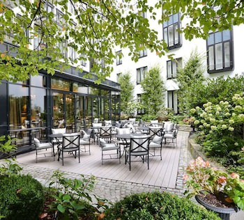 Hotel Munchen Palace