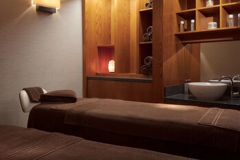 Delta Hotels By Marriott Cheltenham Chase