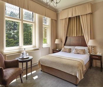 Macdonald Frimley Hall Hotel And Spa