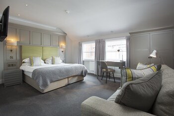 Royal Wells Hotel