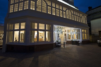 Royal Wells Hotel