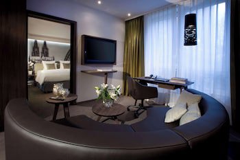 Lindner Hotel Cologne City Plaza, part of JdV by Hyatt galeri fotoğrafı