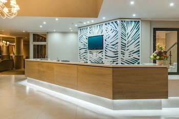 Protea Hotel By Marriott Karridene Beach