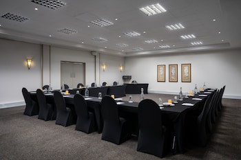 Protea Hotel By Marriott Karridene Beach
