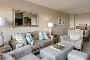 Protea Hotel By Marriott Karridene Beach