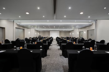 Protea Hotel By Marriott Karridene Beach