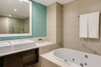 Protea Hotel By Marriott Karridene Beach