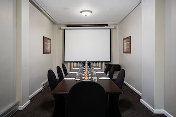 Protea Hotel By Marriott Karridene Beach