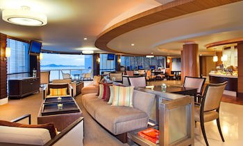 Dusit Thani Pattaya