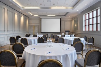 Delta Hotels By Marriott Swansea