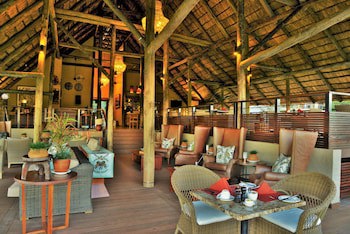 Victoria Falls Safari Club