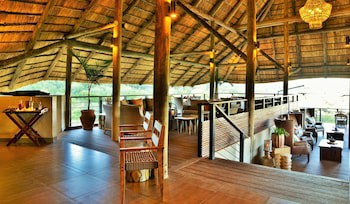 Victoria Falls Safari Club