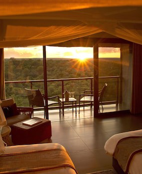 Victoria Falls Safari Club