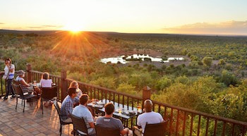 Victoria Falls Safari Club