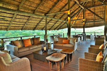 Victoria Falls Safari Club