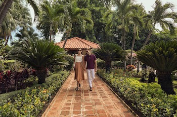 El Embajador, A Royal Hideaway Hotel