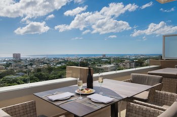 El Embajador, A Royal Hideaway Hotel