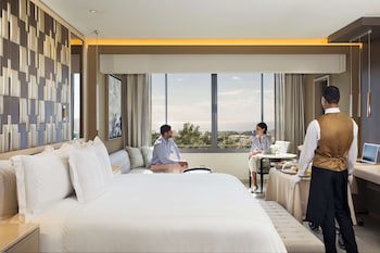 El Embajador, A Royal Hideaway Hotel