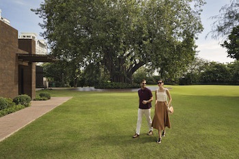 El Embajador, A Royal Hideaway Hotel