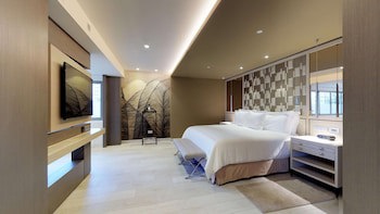 El Embajador, A Royal Hideaway Hotel