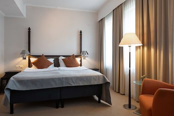 Elite Palace Hotel & Spa