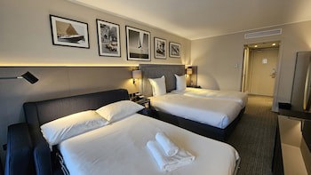 Columbus Hotel Monte-Carlo, Curio Collection By Hilton