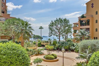 Columbus Hotel Monte-Carlo, Curio Collection By Hilton