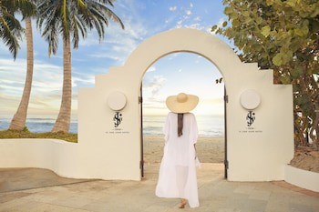 Fairmont El San Juan Hotel