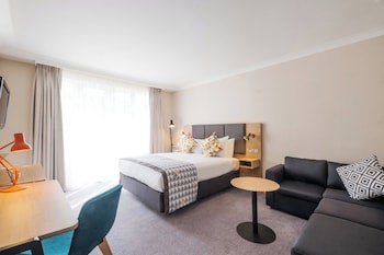 Holiday Inn Farnborough, An Ihg Hotel