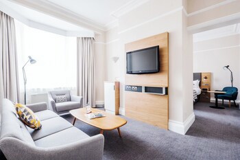 Holiday Inn Farnborough, An Ihg Hotel