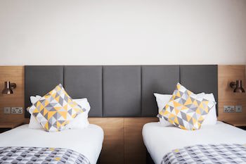 Holiday Inn Farnborough, An Ihg Hotel