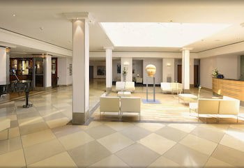 Hotel Kaiserin Augusta fotoğrafı
