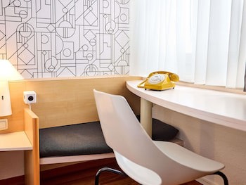 ibis Dusseldorf Hauptbahnhof galeri fotoğrafı
